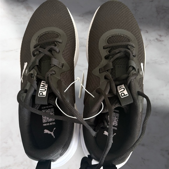 PUMA Ladies Skyrocket Black Sneaker Size 9 - Picture 4 of 8